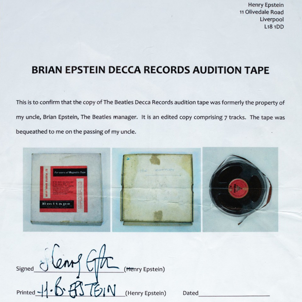 Le certificat d'authenticité fourni avec la bande, signé par le neveu de Brian Epstein