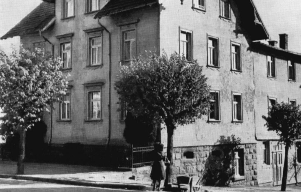 La maison/atelier des Steidinger en 1900.