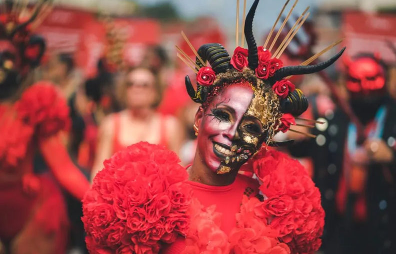 Le Carnaval de Martinique 2025 en 4K HDR10+ et Dolby Vision sur France Télévisions