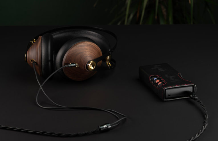 Découvrez le nouveau casque audio Meze 99 Classics 2nd Gen