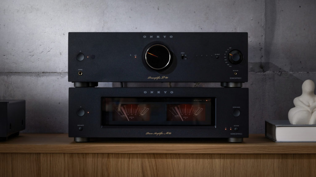 Ampli de puissance Onkyo M-80 et préampli P-80 série ICON.