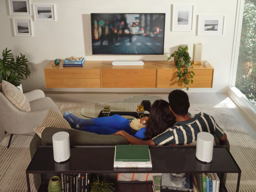 La Sonos Era 100 SL peut être utilisée seul, en paire stéréo, ou en enceinte suuround