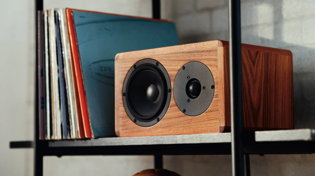 Les Dynaudio Legend peuvent être utilisées à la verticale ou à l'horizontale. 