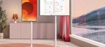 Hisense RoamView S6 : écran 4K de 32 pouces sur roulettes