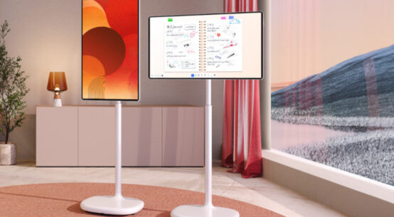Hisense RoamView S6 : écran 4K de 32 pouces sur roulettes