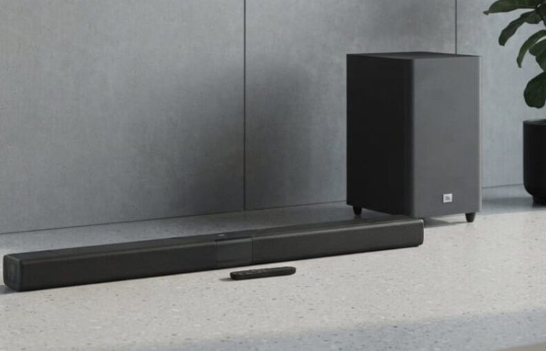 JBL Cinema SB MK2 : quatre barres de son dont une en Dolby Atmos