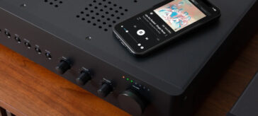 NAD C 359S et C 569 : ampli streaming et lecteur CD Classic
