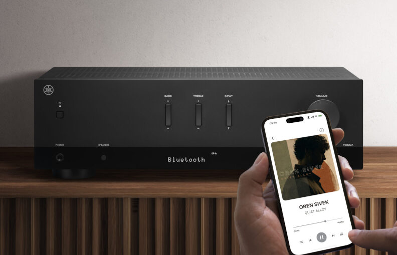Yamaha R200A : ampli-tuner stéréo 100 W, phono MM et Bluetooth